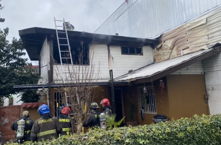  Incendio destruyó una vivienda en la ciudad de Curicó